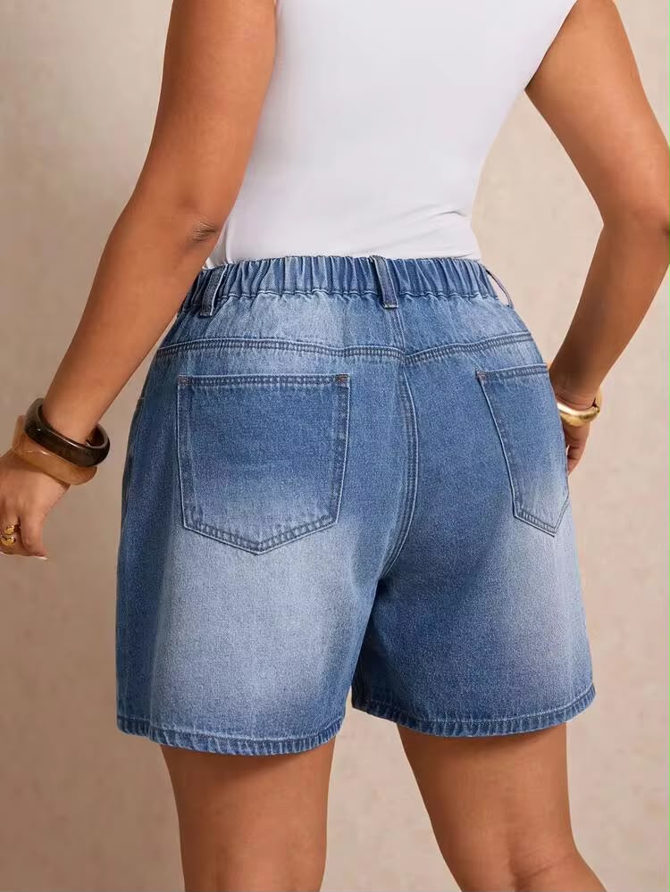 023 | Light Wash Relaxed Denim Shorts | Size 2XL